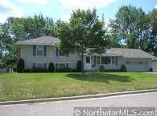 8653 Poplar Bridge Curv, Bloomington, MN 55437