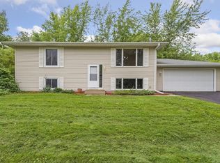 16762 Dublin Rd SE, Prior Lake, MN 55372