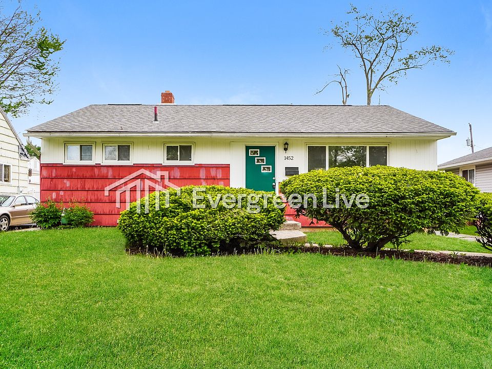 1st image of 1452 Avenue Dr