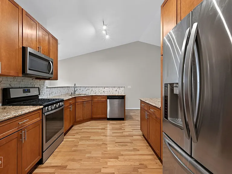 268 Southwicke Dr #B — Photo 5