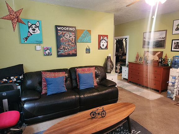 3rd image of 4845 Delridge Way SW Unit C