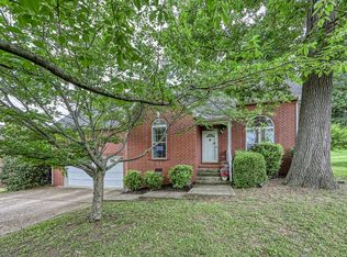 140 E Braxton Ln, Hendersonville, TN 37075