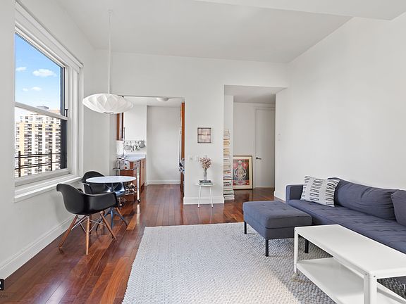 3rd image of 88 Greenwich St APT 1604