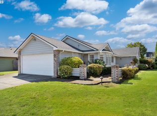 575 SE 7th Pl, Canby, OR 97013