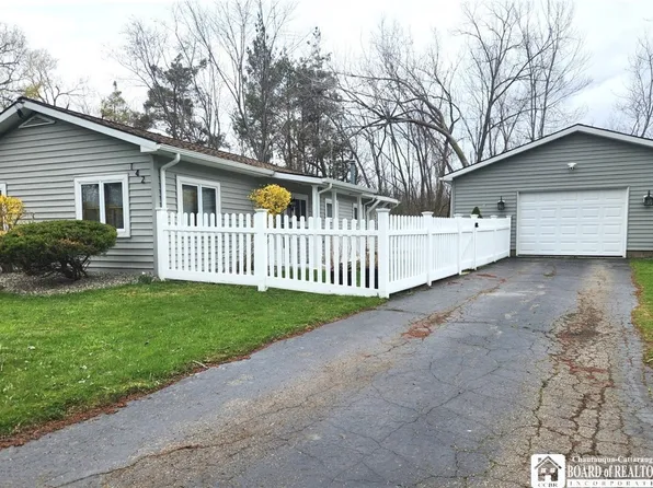 142 Pulaski St, Fredonia, NY 14063