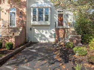 232 Sloan Ct, Wilmington, DE