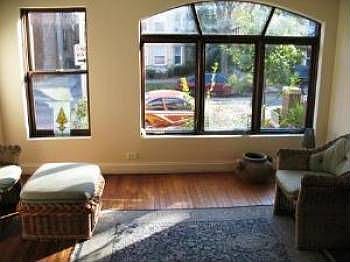 4th image of 1414 W Catalpa Ave #1