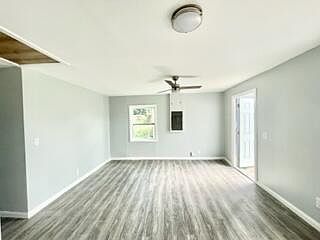3rd image of 4410 26th Av Avenue