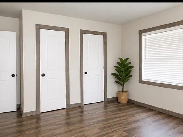 3206 Jarvis St — Photo 4