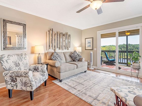 4th image of 4445 Kingsport Rd. #401