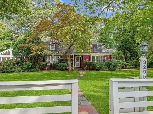 3295 Pine Neck Road, Southold, NY 11971