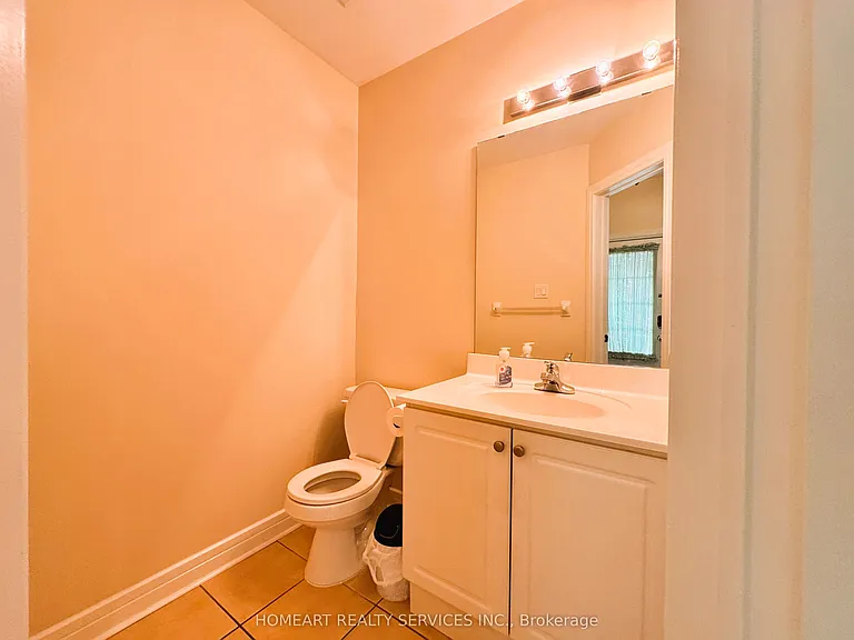 32 Glendora Ave — Photo 7