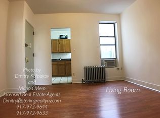 3447 42nd St APT 3FR, Astoria, NY 11101