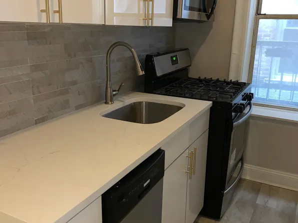 5107 Hudson Ave, West New York, NJ 07093