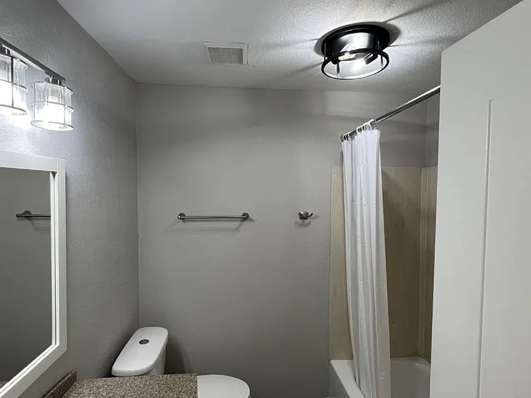 1330 S 12th St — Photo 5