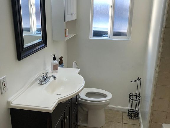 3rd image of 6627 Troost Ave #A