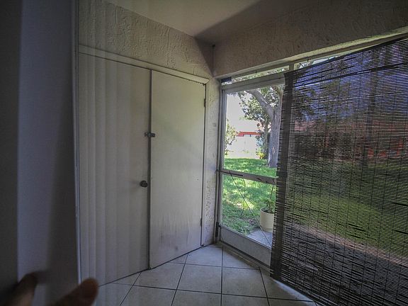 5th image of 6380 Bonnie Bay Cir