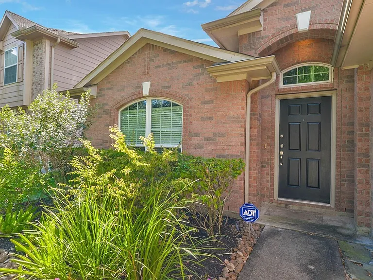21115 Amber Crossing Dr — Photo 3
