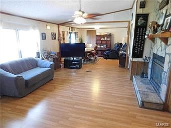 3rd image of 16603 Hickory Hills Dr