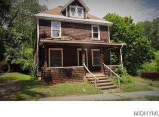 28 William St, Saint Johnsville, NY 13452