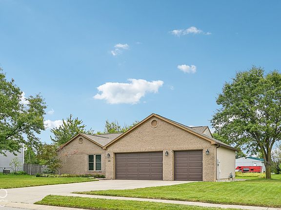 3rd image of 524 Zephyr Way