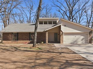11607 S 5th St, Jenks, OK 74037