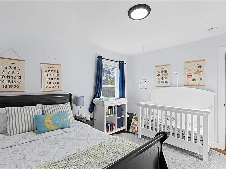 3418 Louise St — Photo 19
