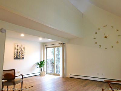 2332 W Forteen Mile Rd UNIT 12, Royal Oak, MI, 48073