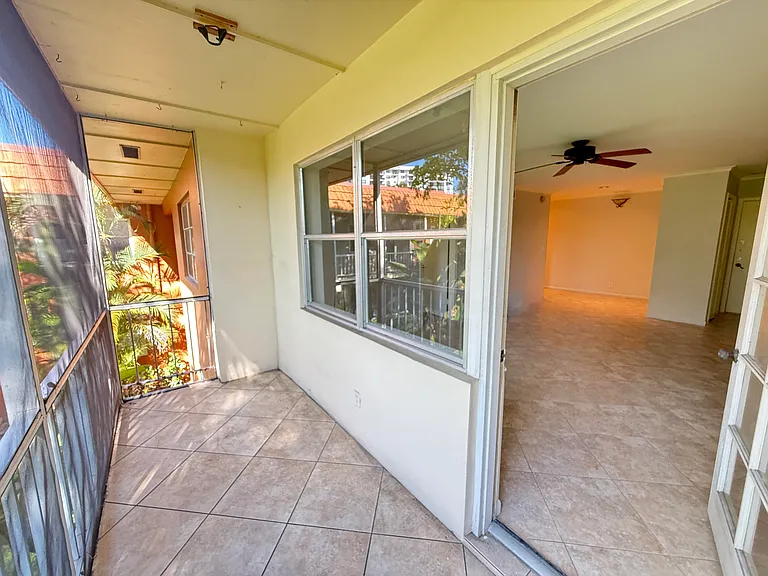 136 NE 19th Ct #220F — Photo 12