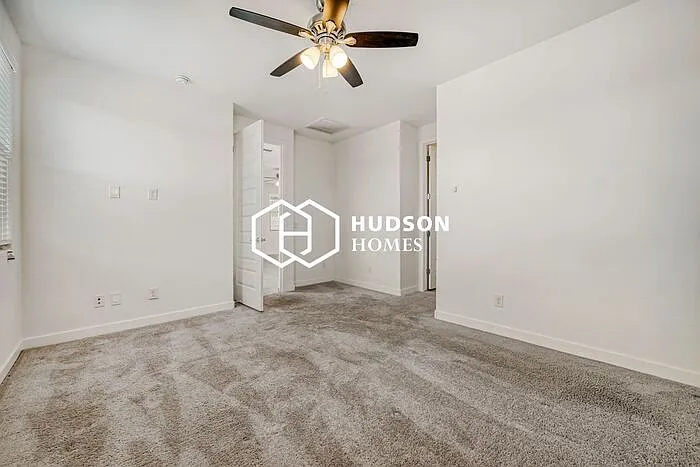 6326 W Raymond St — Photo 16