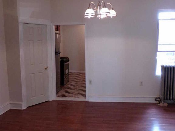 4th image of 716 W Nedro Ave