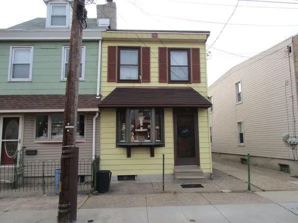 2750 Buckius St, Philadelphia, PA 19137