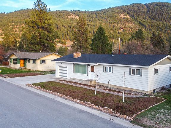 3rd image of 1211 Pineview Dr