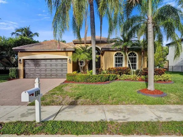 694 SW 159th Ln, Pembroke Pines, FL 33027