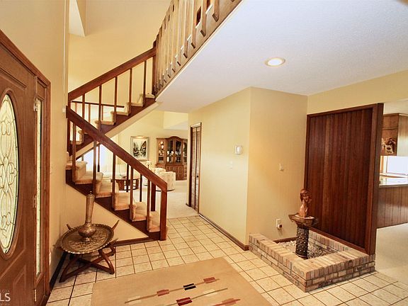 5th image of 150 Windward Way