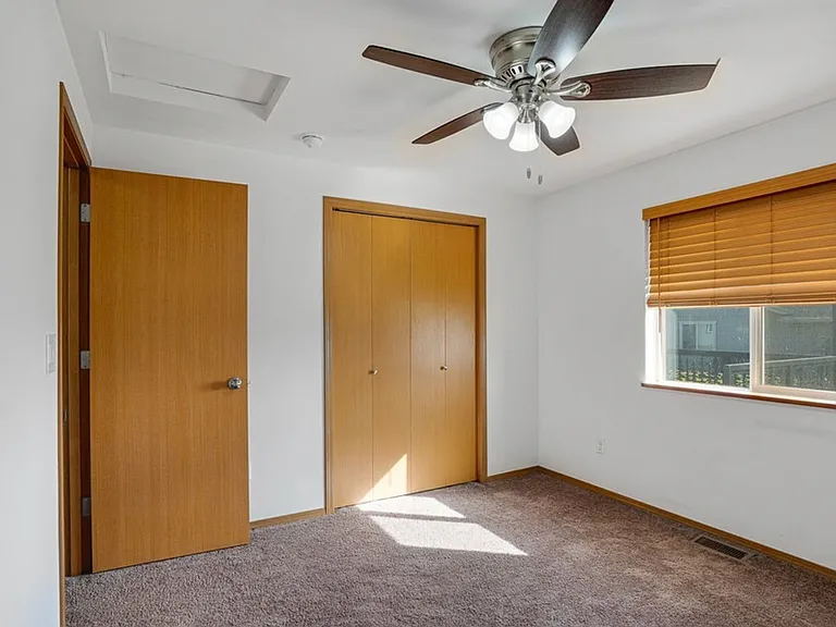 1409 W Electra St — Photo 16