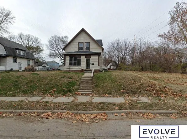 5018 N 22nd St, Omaha, NE 68110