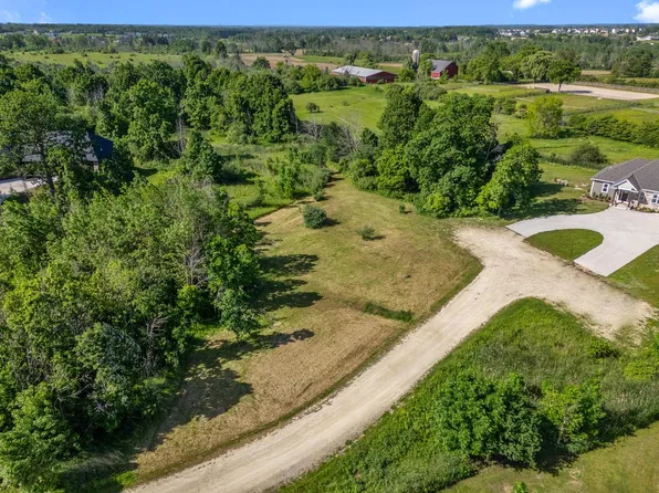 1145 COUNTY ROAD C, Grafton, WI 53024