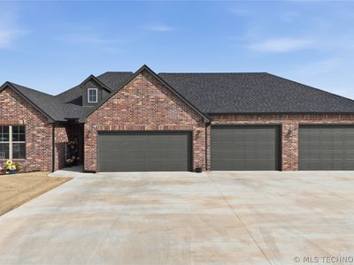 157 N Castle St, Skiatook, OK, 74070