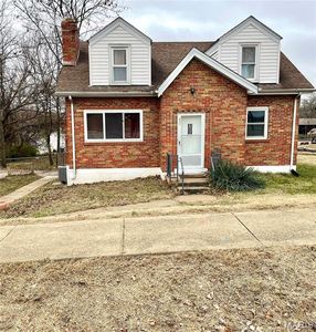 165 Reading Ave, Maryland Heights, MO, 63043