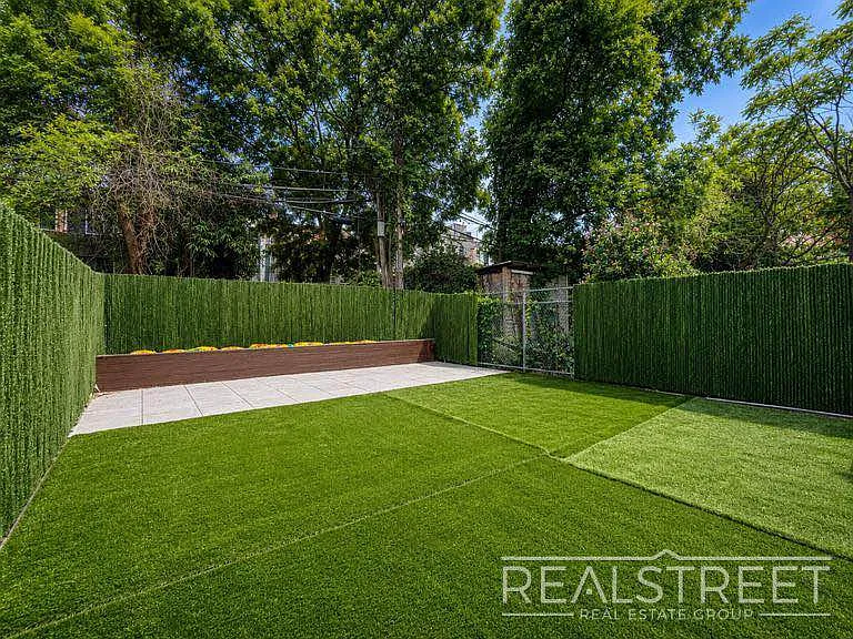 1260 Prospect Pl #1F — Photo 7