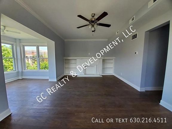 4th image of 4849 N Sawyer Ave APT 3