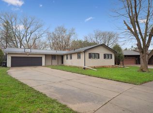 4006 Cardinal Ct, Cedar Falls, IA 50613