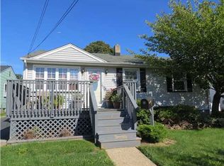 14 Oakwood Pl, Carteret, NJ 07008