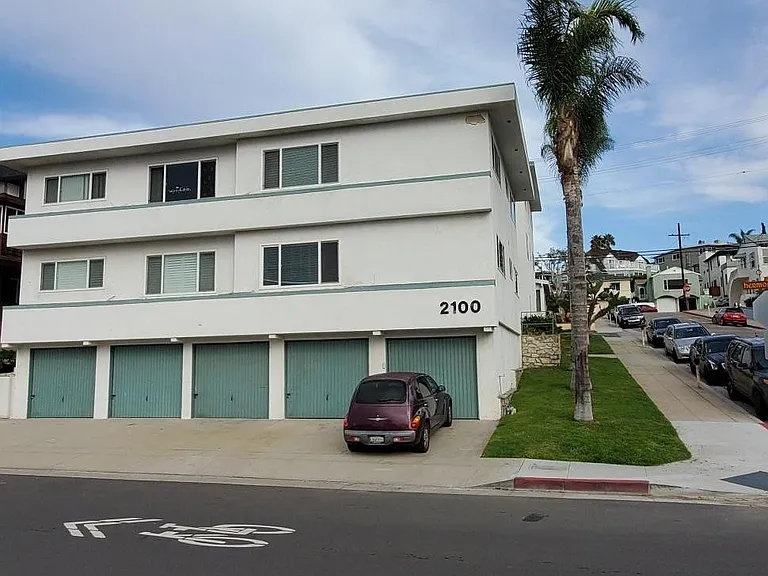 2100 Hermosa Ave #5 — Photo 2