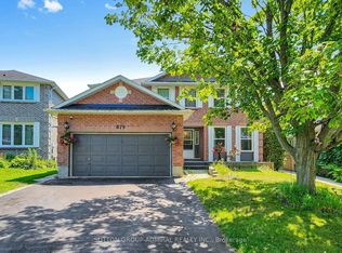 879 Peggoty Cir, Oshawa, ON L1K2G6