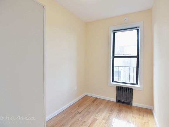 4th image of 514 W 135th St #19AA