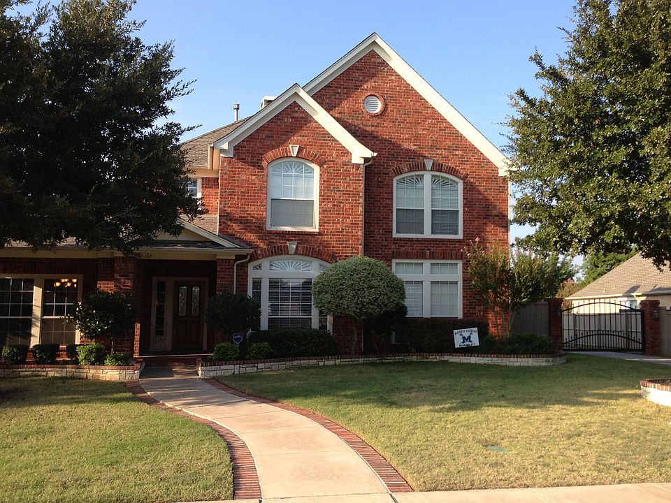 1st image of 8005 Strathmore Dr