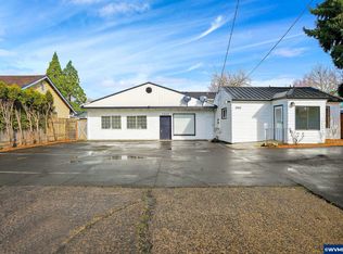 2951 D St NE, Salem, OR 97301