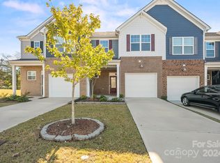 1649 Corwin Bend Rd, Tega Cay, SC 29708